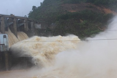 Bộ Tài nguyên và Môi trường kiểm tra đột xuất thủy điện Hố Hô