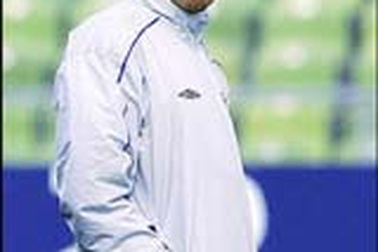 HLV Mourinho được phong... vương