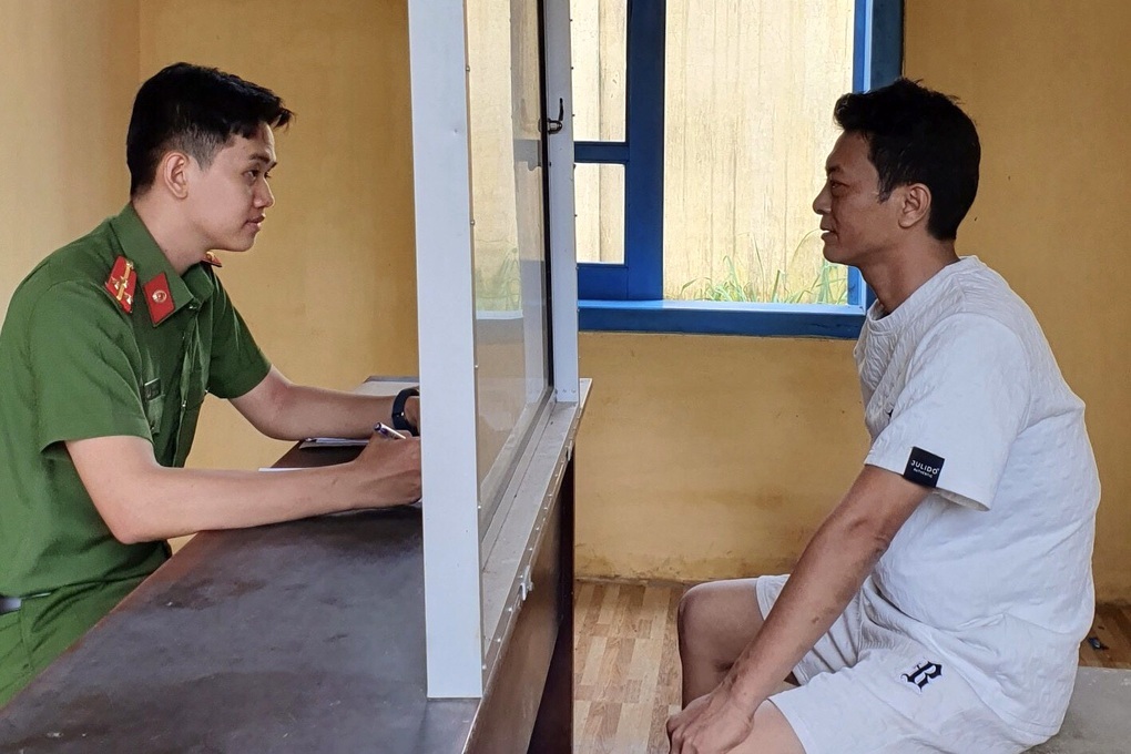 Vụ nhân viên karaoke hiếp dâm bé gái 13 tuổi: Phạt chủ quán 125 triệu đồng - 1