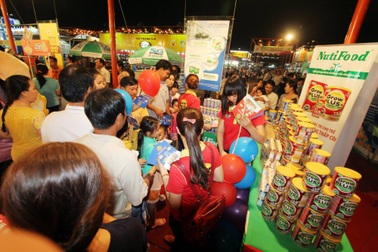 Chuyện người tiên phong khai phá thị trường sữa bột pha sẵn tại Việt Nam