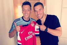 Arsenal chi “tiền tấn” vì Ozil: Bản hợp đồng của niềm tin