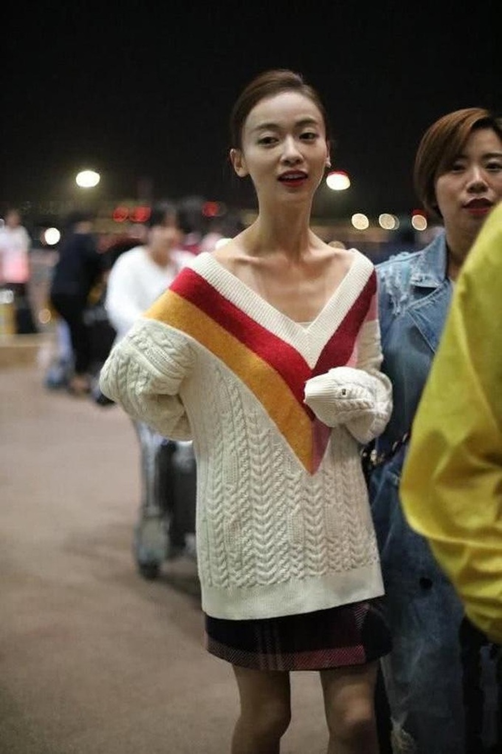 Lưu Diệc Phi bị chê béo: Khi chuẩn gầy độc hại ám ảnh showbiz Hoa ngữ - 8 Lưu Diệc Phi bị chê béo: Khi chuẩn gầy độc hại ám ảnh showbiz Hoa ngữ - 8