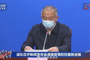 Quan chức Vũ Hán xin lỗi vì thiếu giường bệnh trầm trọng