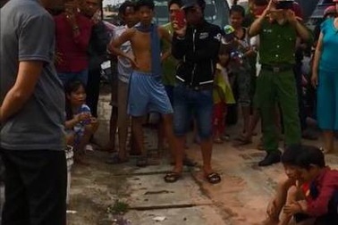 Công an tìm người mua bán dâm bị bêu tên giữa đường để xin lỗi