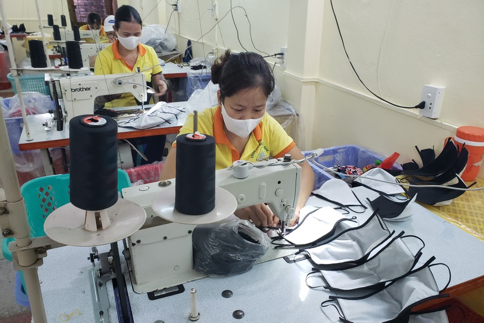 Đà Nẵng: Hầu hết người lao động đã trở lại làm việc sau Tết - 1 Đà Nẵng: Hầu hết người lao động đã trở lại làm việc sau Tết - 1