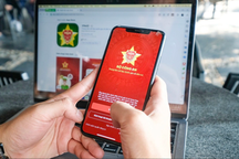 Chiêu "vét" sạch 1,8 tỷ đồng trong tài khoản người phụ nữ ở TPHCM