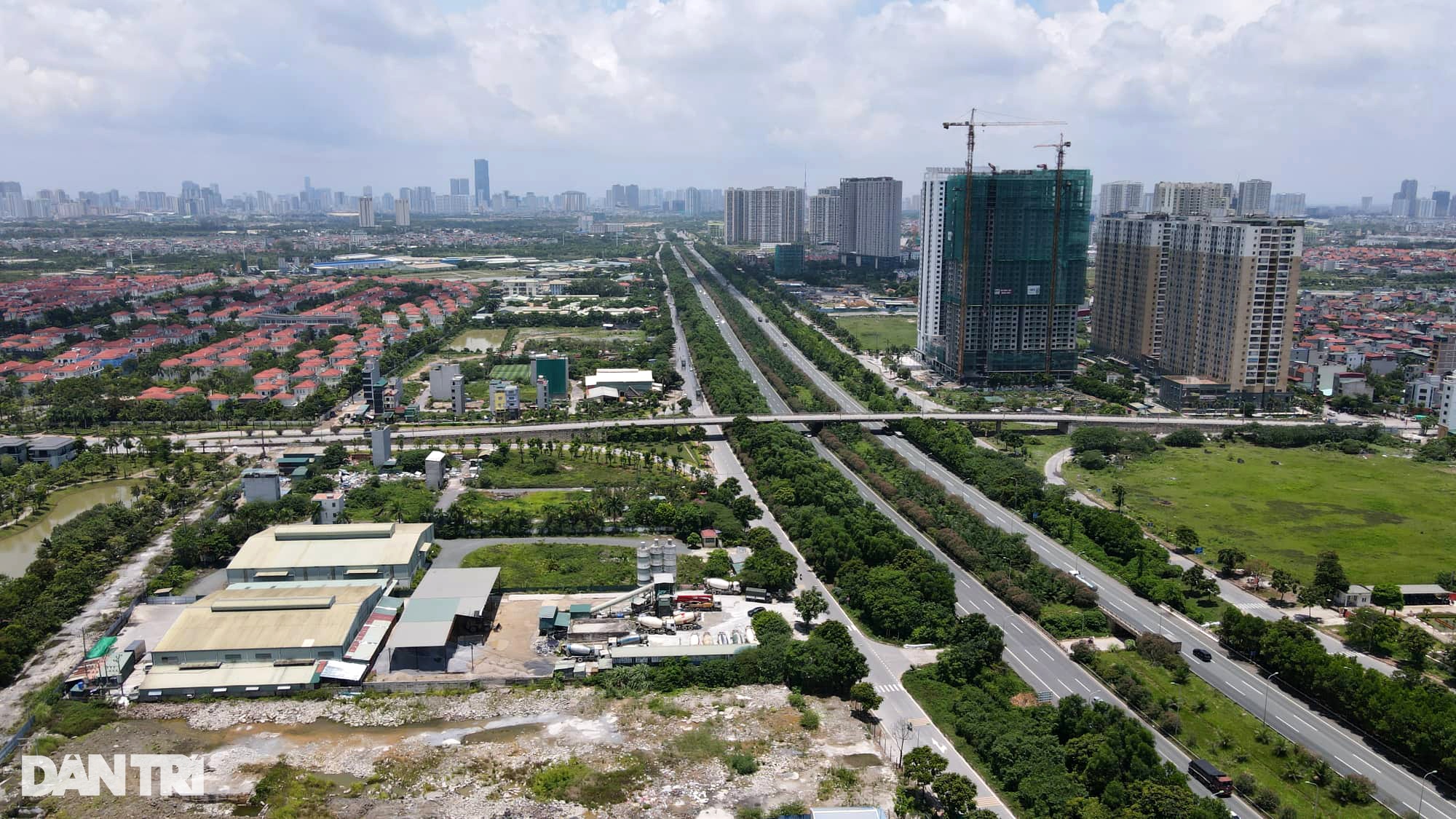 Phản đòn siết vốn vào bất động sản, giá nhà sẽ tăng tiếp? - 6 Phản đòn siết vốn vào bất động sản, giá nhà sẽ tăng tiếp? - 6