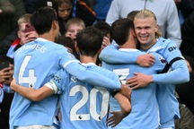 Haaland lập cú đúp, Man City dễ dàng vùi dập Man Utd