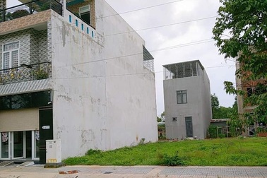 Chê chung cư bất tiện, 7 năm 'khổ sở' vì mua nhà ngoại thành