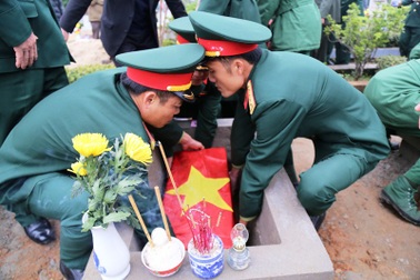 Quảng Trị tổ chức lễ truy điệu và an táng 40 hài cốt liệt sĩ