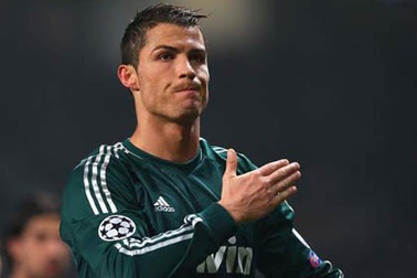 C.Ronaldo thừa nhận có “cảm giác lạ” sau khi đả bại MU 