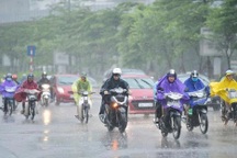 Đón không khí lạnh, Bắc Bộ giảm nhiệt, miền Trung tiếp tục mưa rất to
