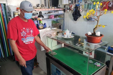 Đi chúc Tết, hai vợ chồng bị trộm vào nhà lấy sạch tài sản