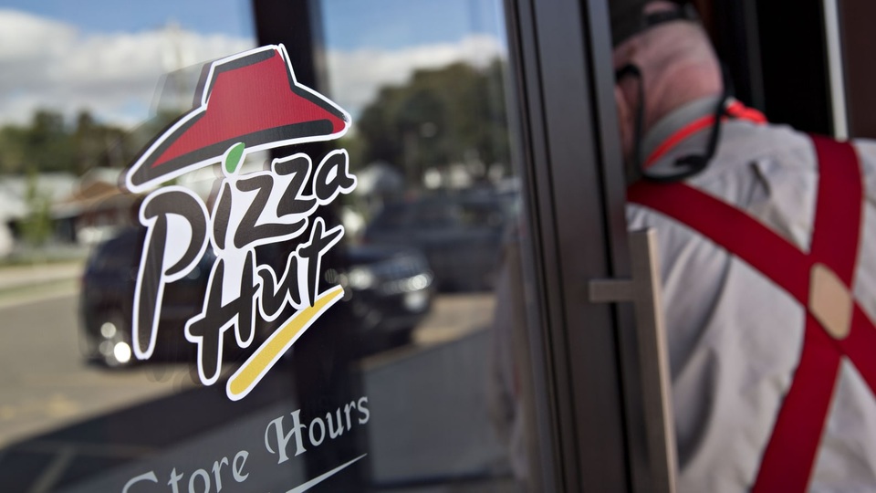 Pizza Hut đóng cửa khoảng 300 cửa hàng tại Mỹ - 1 Pizza Hut đóng cửa khoảng 300 cửa hàng tại Mỹ - 1