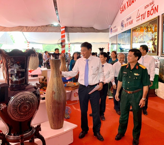 Khoảng 100 tỷ đồng để bảo tồn và phát triển làng nghề sơn mài Tương Bình Hiệp kết hợp với du lịch tại Bình Dương - Ảnh 2. Khoảng 100 tỷ đồng để bảo tồn và phát triển làng nghề sơn mài Tương Bình Hiệp kết hợp với du lịch tại Bình Dương - Ảnh 2.