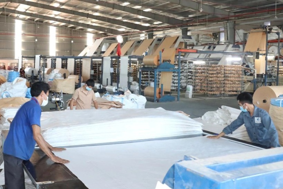 Giữa lúc khó khăn, gói hỗ trợ đã động viên chúng tôi rất nhiều - 2 Giữa lúc khó khăn, gói hỗ trợ đã động viên chúng tôi rất nhiều - 2