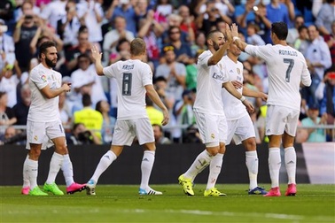 Real Madrid tạo “cơn mưa bàn thắng” ở Los Carmenes?