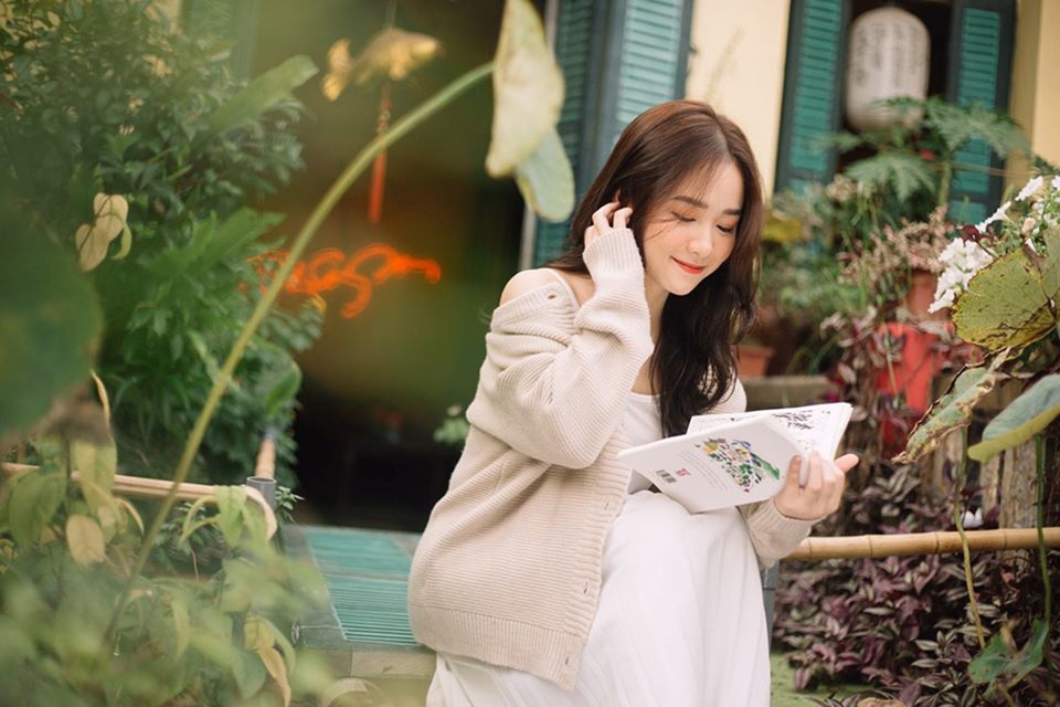 Chỉ 1m52, nữ sinh Bắc Ninh vẫn hút hồn dân mạng vì diện áo dài quá đẹp - 8 Chỉ 1m52, nữ sinh Bắc Ninh vẫn hút hồn dân mạng vì diện áo dài quá đẹp - 8