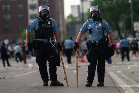 Làn sóng bỏ việc của các nhân viên cảnh sát Mỹ