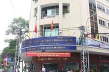 Bữa cơm của 9 cán bộ giảng viên trước khi TS Bùi Quang Tín rơi lầu