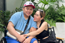 Sắp sinh con, vợ nén nước mắt vào viện chăm chồng bị tai nạn liệt nửa người