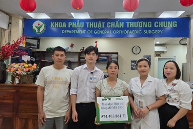 "Cả đời mẹ tôi chưa bao giờ được yêu thương nhiều đến thế!"