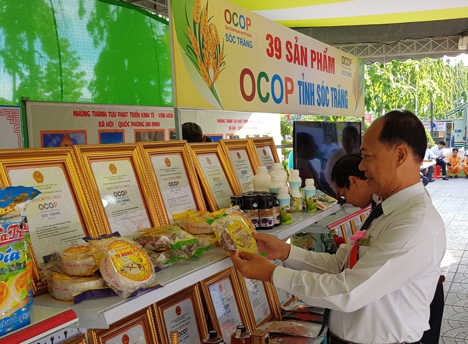 Vượt rào tìm hướng đi mới cho nông sản, nhiều người bị nói là... khùng - 1 Vượt rào tìm hướng đi mới cho nông sản, nhiều người bị nói là... khùng - 1