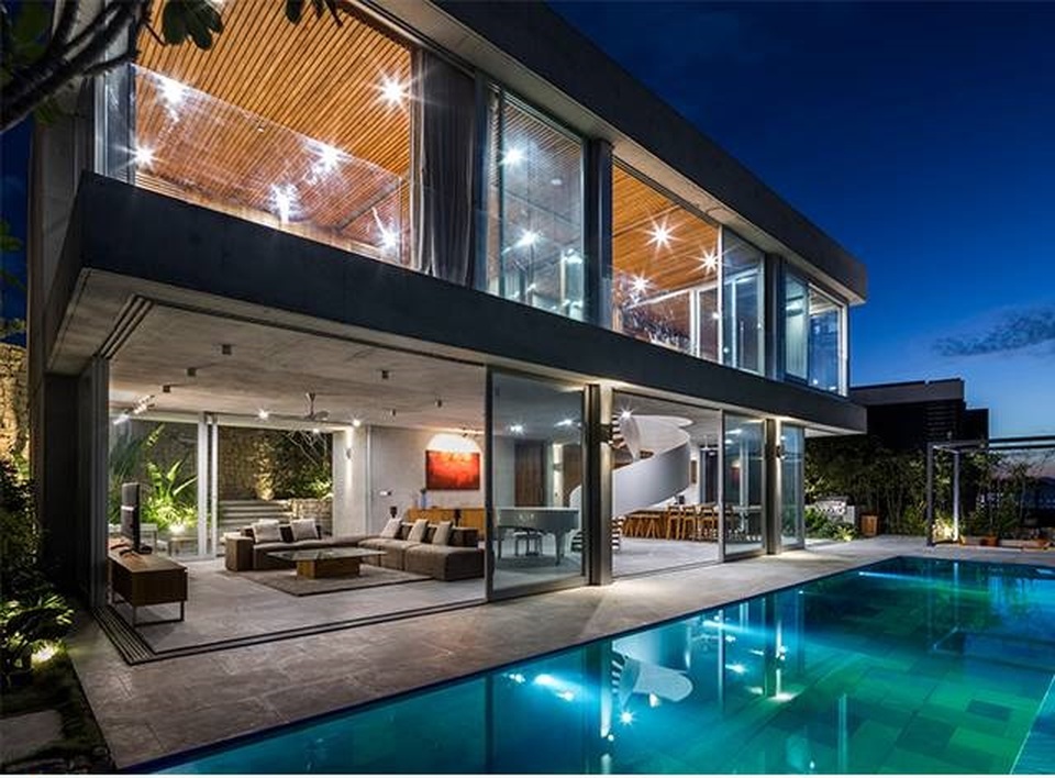 Biệt thự đá độc đáo ở Nha Trang có ban công ẩn hiện tùy thích - 5