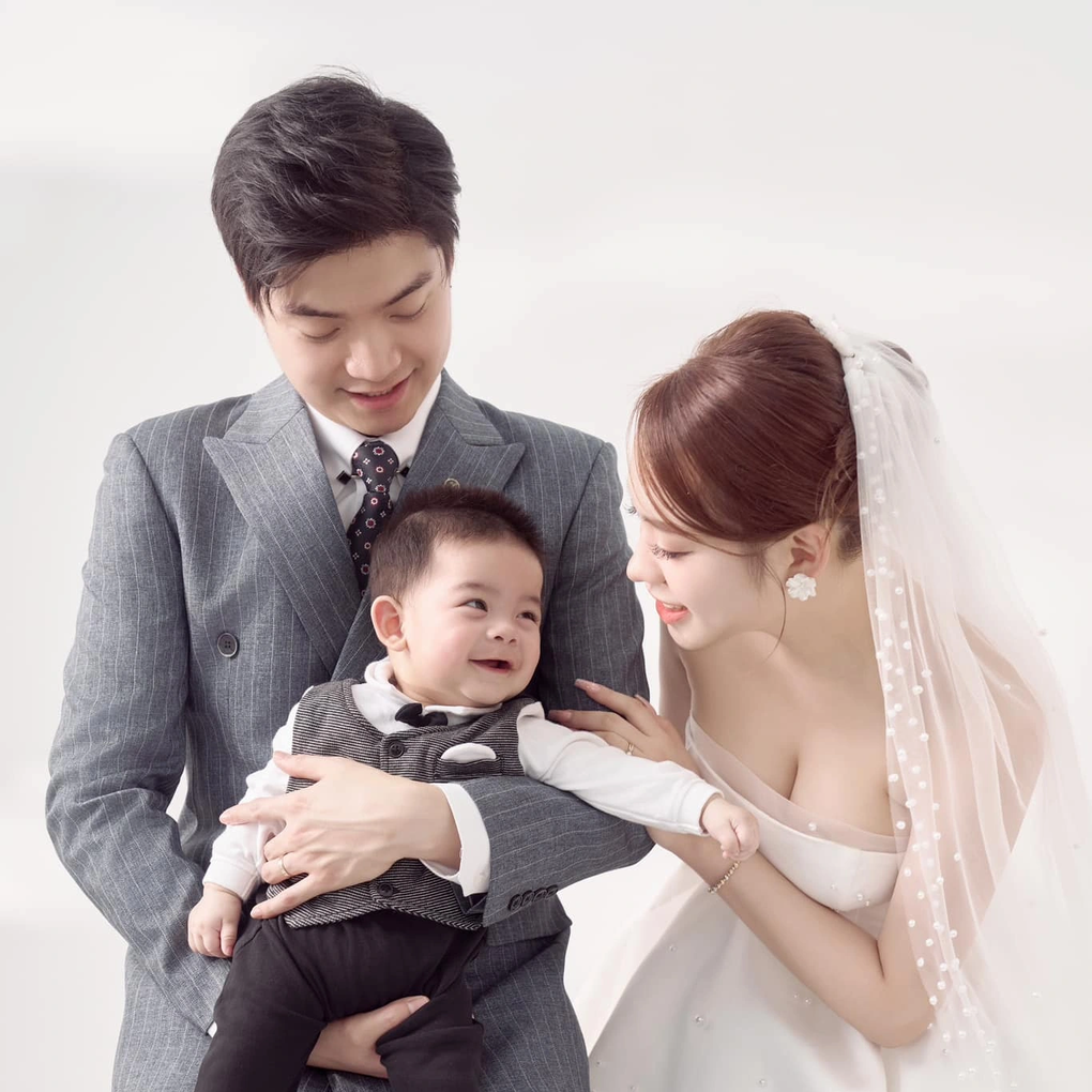 Hai anh em ruột đám cưới một ngày, chung thùng mừng cưới - 3 Hai anh em ruột đám cưới một ngày, chung thùng mừng cưới - 3