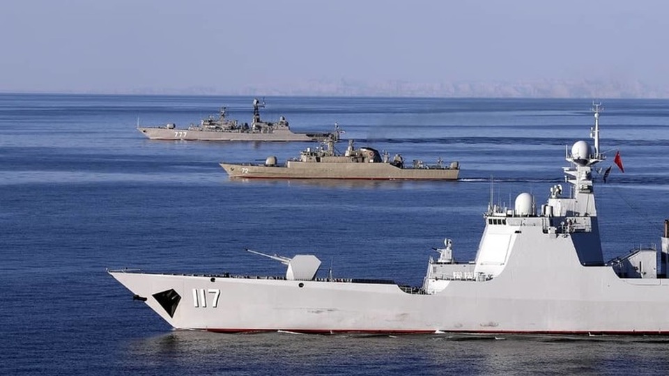 Iran dọa bắn máy bay do thám cuộc tập trận với Nga và Trung Quốc - 1 Iran dọa bắn máy bay do thám cuộc tập trận với Nga và Trung Quốc - 1