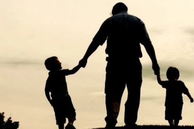 Ưu tiên đàn ông không vợ nuôi 2 con mua nhà ở xã hội: Nỗi lo biến tướng!