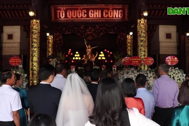 Đoàn đón dâu với hoạt động ý nghĩa tại khu di tích Truông Bồn