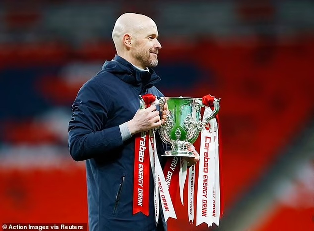 Man Utd vô địch Carabao Cup, HLV Ten Hag và thủ môn De Gea đi vào lịch sử - 1 Man Utd vô địch Carabao Cup, HLV Ten Hag và thủ môn De Gea đi vào lịch sử - 1