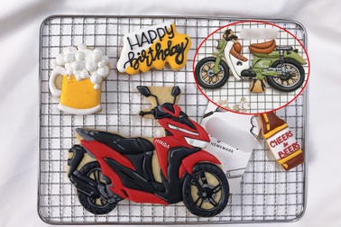 Loạt "siêu xe" phiên bản mini làm từ bánh quy đẹp mắt của 9X Tây Ninh