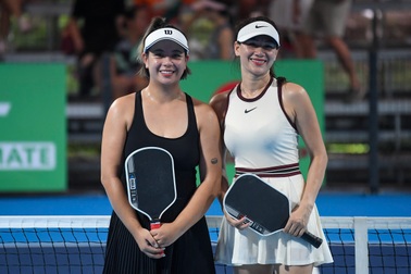 Các nhà vô địch giải đấu pickleball "Dân trí 20 năm - Rực rỡ ngày mới"