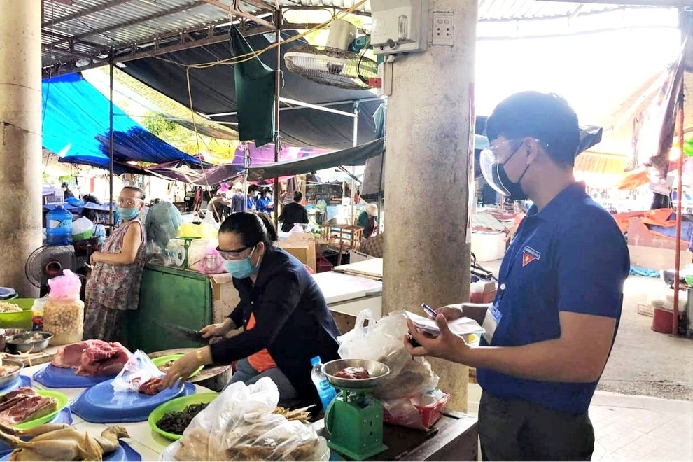 Alo, shipper xanh xin nghe! Hôm nay bà con cần gì, ăn gì ạ? - 1 Alo, shipper xanh xin nghe! Hôm nay bà con cần gì, ăn gì ạ? - 1