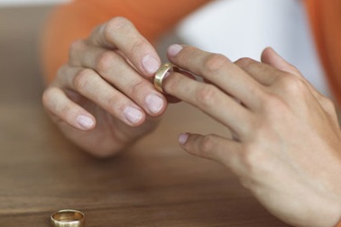 Tâm sự của người đàn bà 10 năm chịu đựng chồng trăng hoa