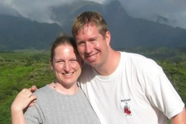 Chuyện tình giả dối đằng sau cái chết của một giám đốc hàng không