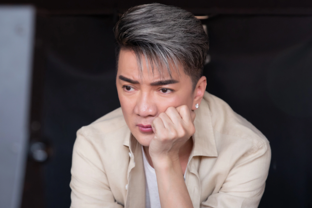 Đàm Vĩnh Hưng: Tôi mới là thánh khóc chứ không phải Trấn Thành - 2 Đàm Vĩnh Hưng: Tôi mới là thánh khóc chứ không phải Trấn Thành - 2