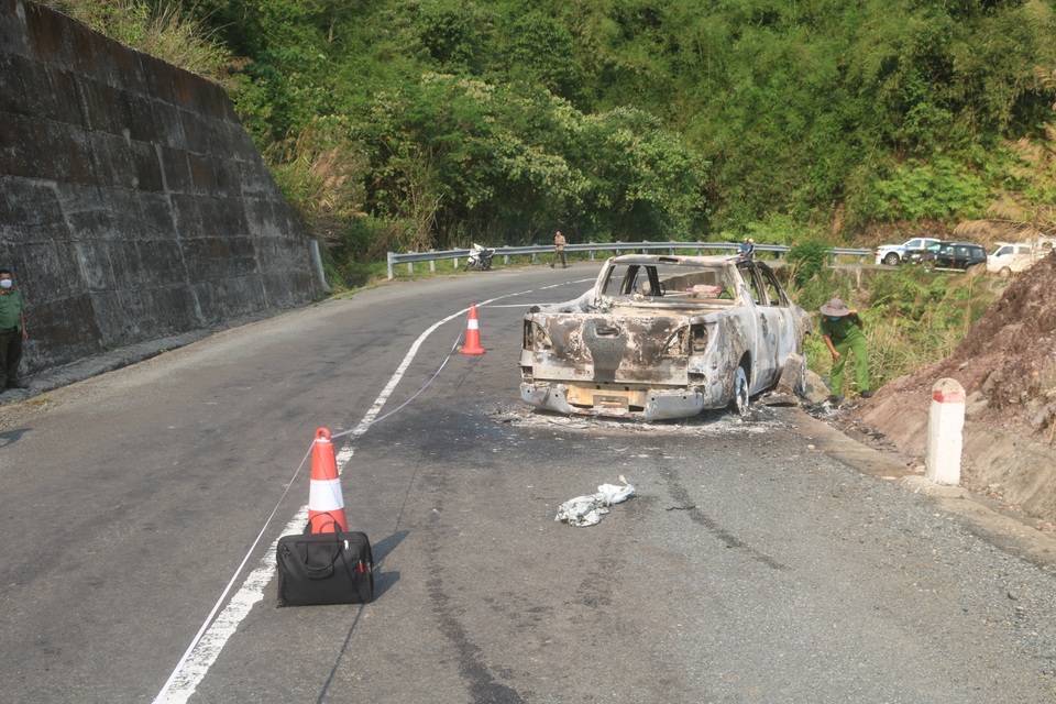 Sáng mai, Bí thư xã giết người đốt xác để trục lợi bảo hiểm hầu tòa - 2 Sáng mai, Bí thư xã giết người đốt xác để trục lợi bảo hiểm hầu tòa - 2