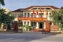 Nhiều lãnh đạo chủ chốt cấp tỉnh, huyện xin nghỉ hưu sớm