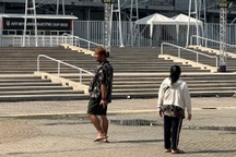 Vé "chợ đen" trước trận Thái Lan - Việt Nam tăng giá chóng mặt