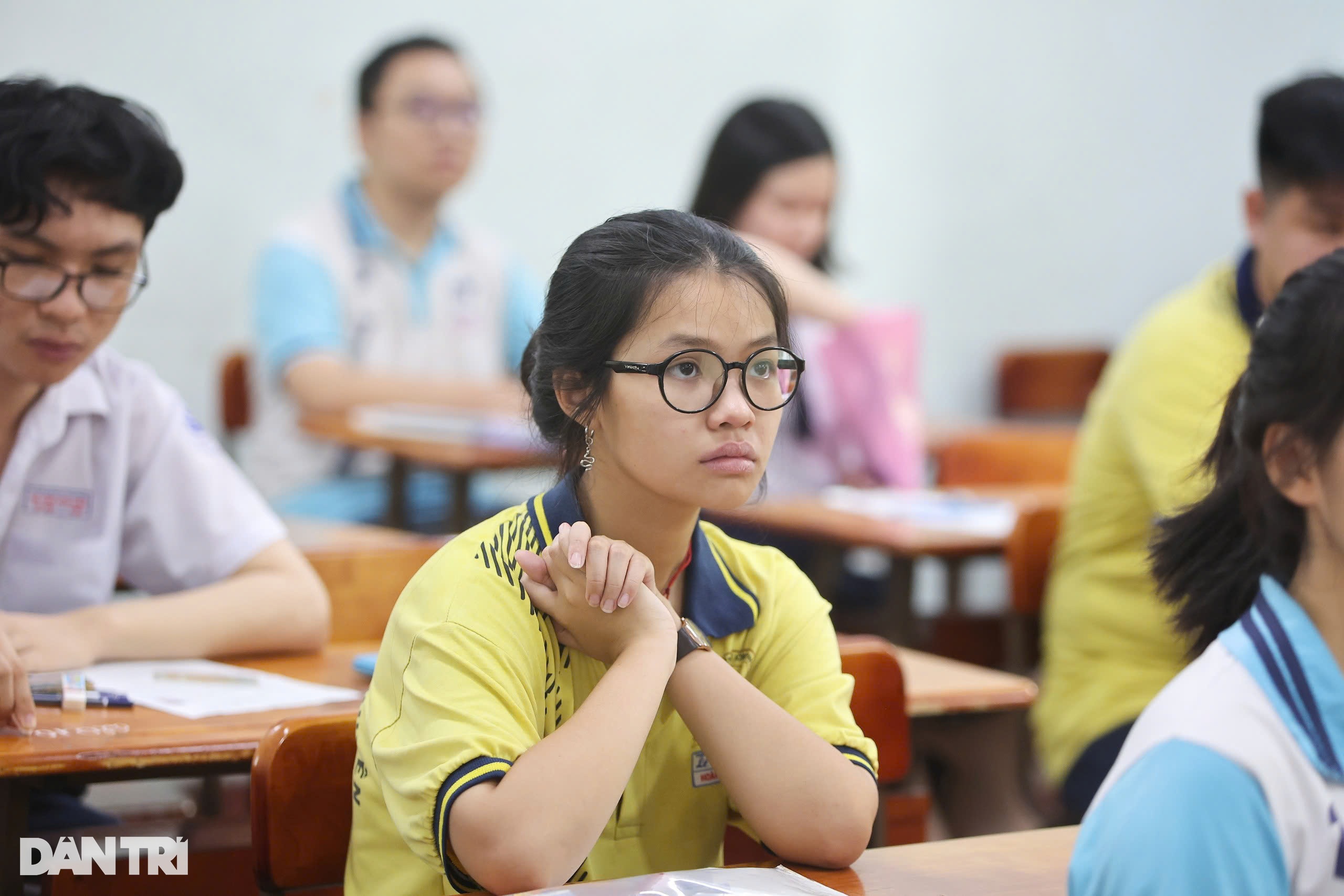 Controversial English reading test: How difficult is it beyond the standard? - 2 Bài đọc đề tiếng Anh gây tranh cãi: Độ khó vượt chuẩn như thế nào? - 2