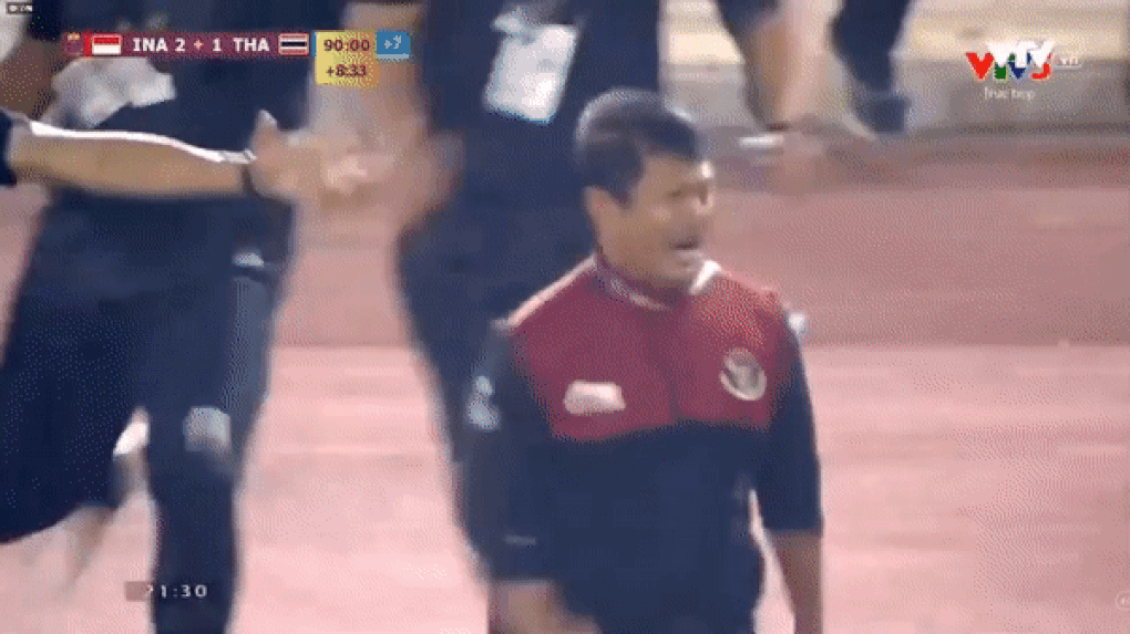 HLV U22 Indonesia: Tôi bị trọng tài chơi khăm, nếu thua không dám về nhà - 1 HLV U22 Indonesia: Tôi bị trọng tài chơi khăm, nếu thua không dám về nhà - 1