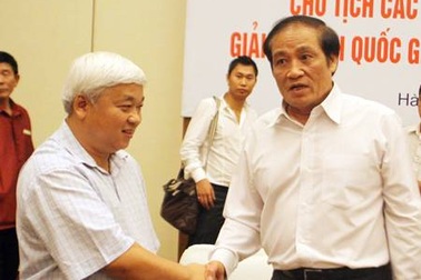 “Cuộc chiến” bản quyền Super League tiếp tục nóng