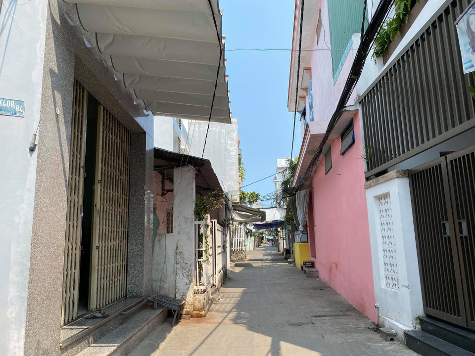 5 người thân của bệnh nhân Covid-19 thứ 35 trốn khu cách ly về nhà - 1 5 người thân của bệnh nhân Covid-19 thứ 35 trốn khu cách ly về nhà - 1