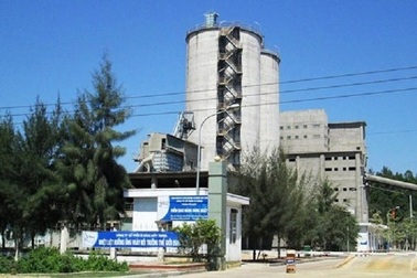 Vụ xi măng Đại Việt: Tỉnh chưa đánh giá hết ảnh hưởng về môi trường, dân "lãnh đủ"