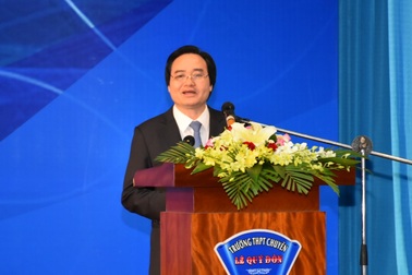 Bộ trưởng Phùng Xuân Nhạ: Khuyến khích học sinh nghiên cứu khoa học hướng đến vấn đề cuộc sống