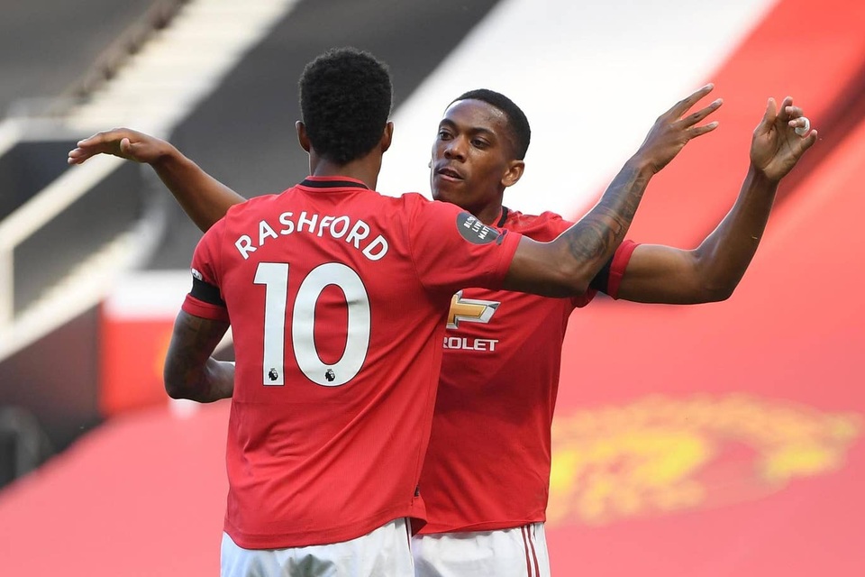 Nhìn lại trận đấu Man Utd đè bẹp Sheffield United - 20 Nhìn lại trận đấu Man Utd đè bẹp Sheffield United - 20