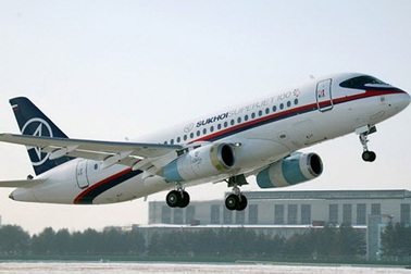 Máy bay Sukhoi Superjet-100 hạ cánh khẩn cấp vì sự cố